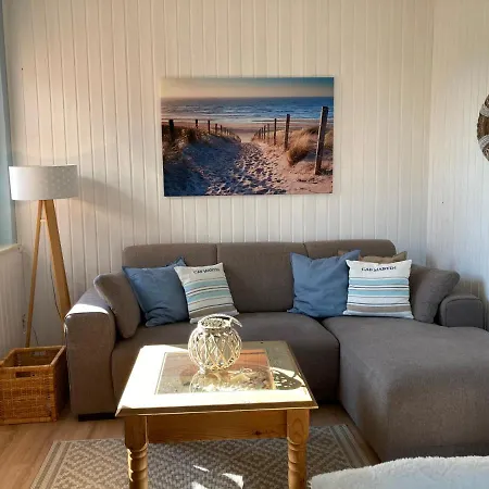 Ferienhaeuser شقة *