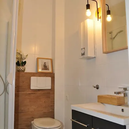 شقة Ferienhaeuser